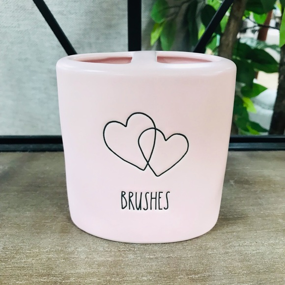 Rae Dunn pink BRUSHES holder hearts - Picture 2 of 3
